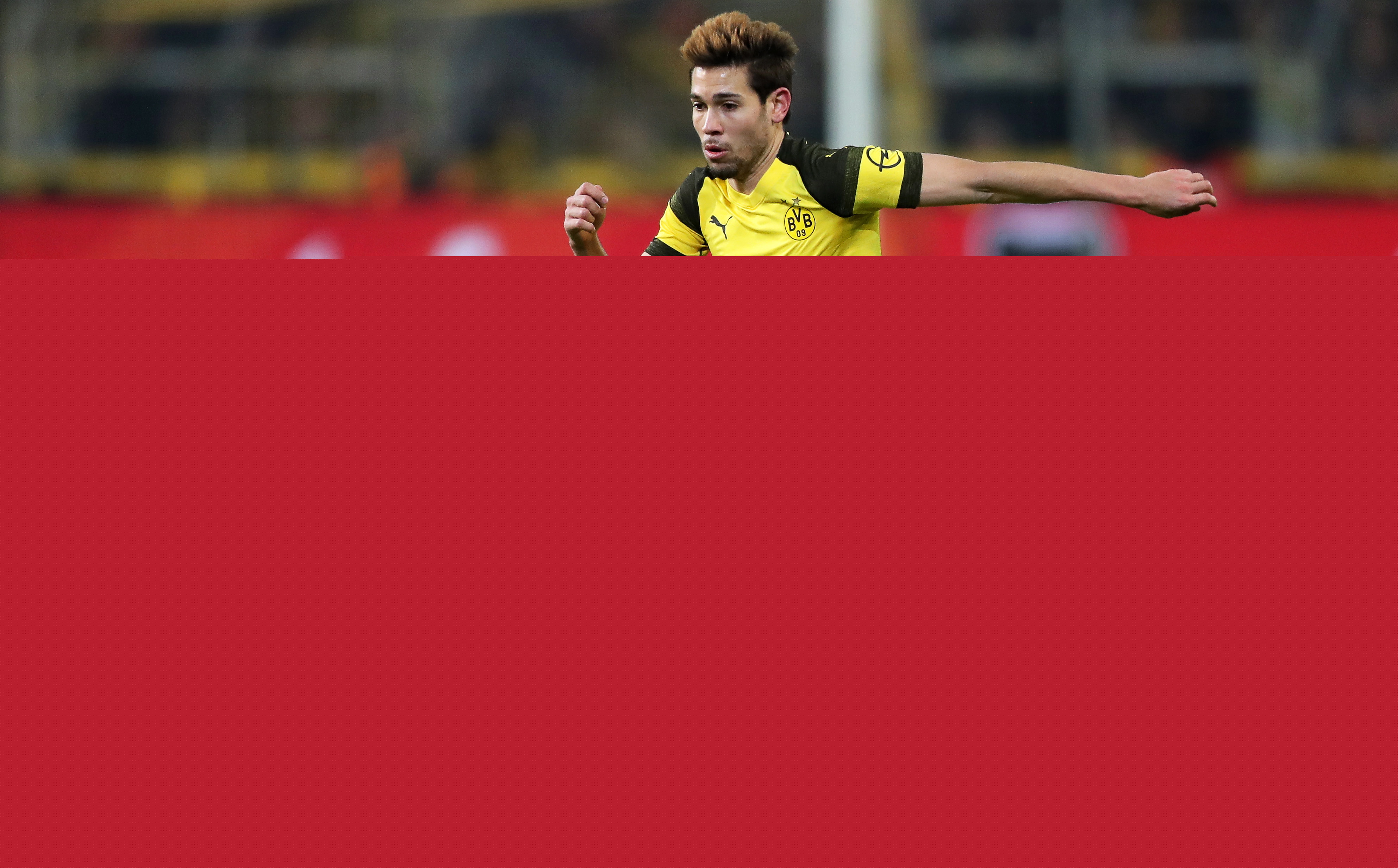 记者：世界杯抽签仪式开始前，大力神杯已经抵达华盛顿（记者：世界杯抽签尚未开始，大力神杯已抵达华盛顿）