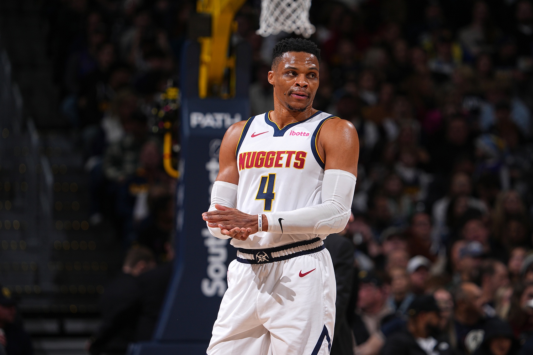 斯维拉尔：这是我人生中最美好的一年；我会永远感激德罗西（斯维拉尔：这一年是我人生最美的时光，永远感恩德罗西）