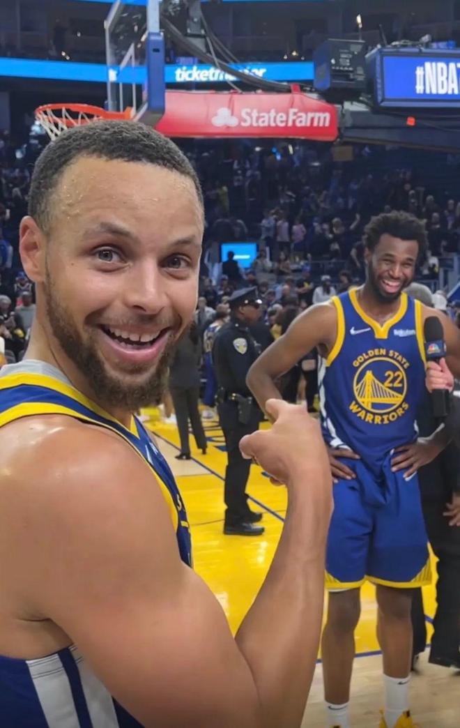 德天空：法兰克福对乌尊要价8000万欧，一些英超俱乐部有意（德媒：法兰克福为乌尊标价8000万欧，英超多队有意）