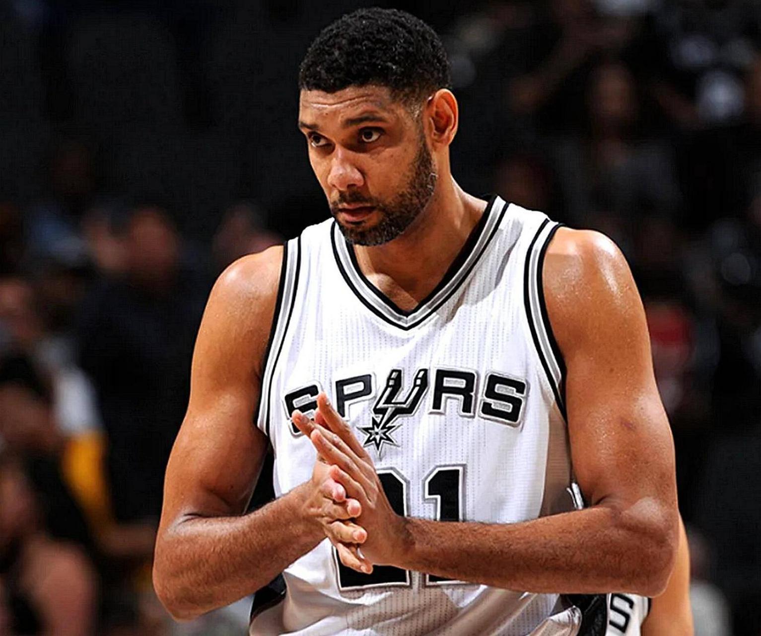 科瓦奇：阿德耶米就像被上帝亲吻过一样，天生拥有惊人的速度（科瓦奇：阿德耶米仿佛受神眷顾，天生速度惊人）