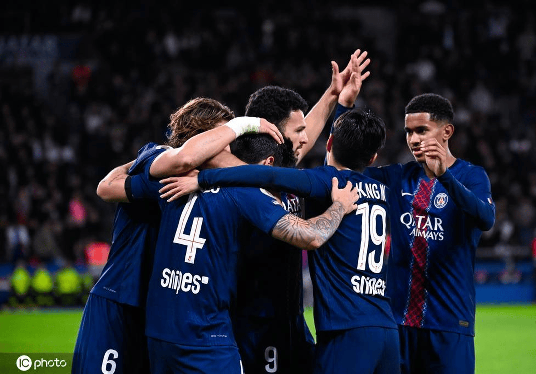 U17世青赛7场9球1助攻，外媒：奥地利新星莫泽吸引拜仁关注（7场9球1助惊艳U17世青赛，外媒称奥地利新星莫泽获拜仁青睐）