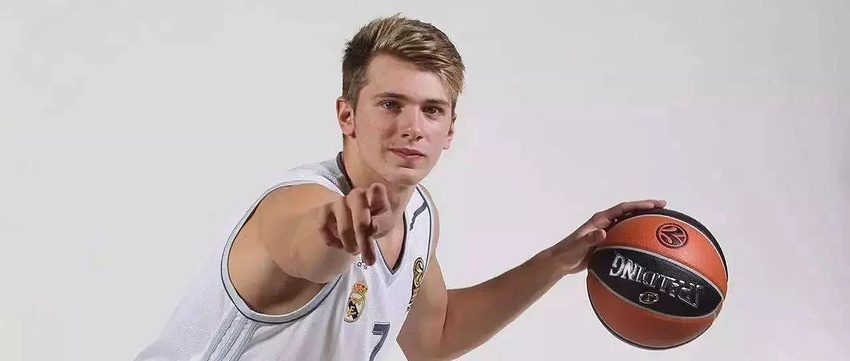 吉拉西前23场欧冠进18球，仅次于哈兰德的28球（吉拉西欧冠前23战收获18球，仅逊哈兰德的28球）