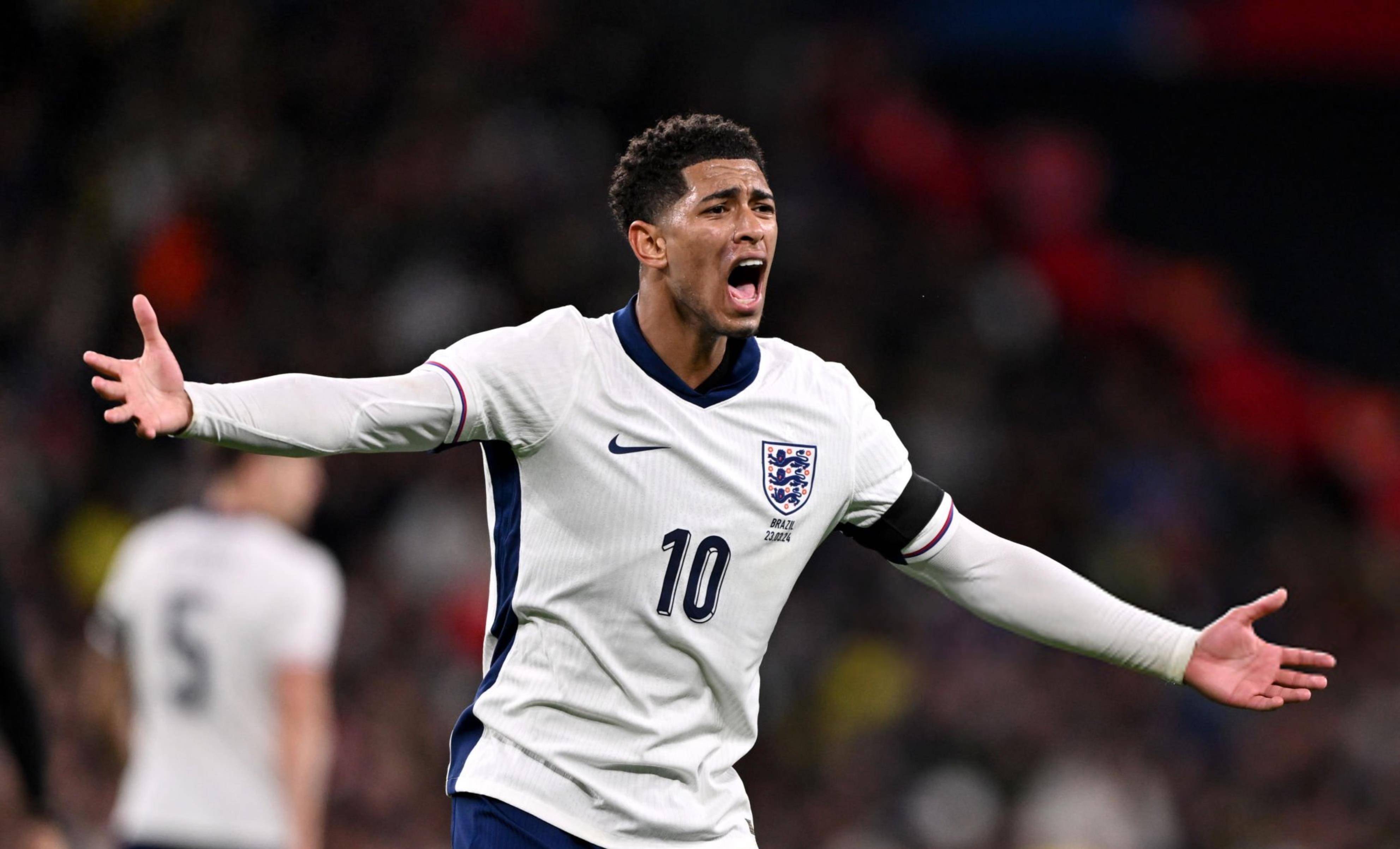 亚马尔全场数据：7射1正进1球，浪费1次空门良机（亚马尔本场表现：7次射门仅1次射正并打入1球，错失一次空门良机）